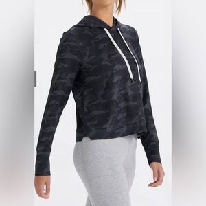 Vuori Halo Essential Hoodie